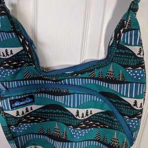 NWOT kavu mountains purse